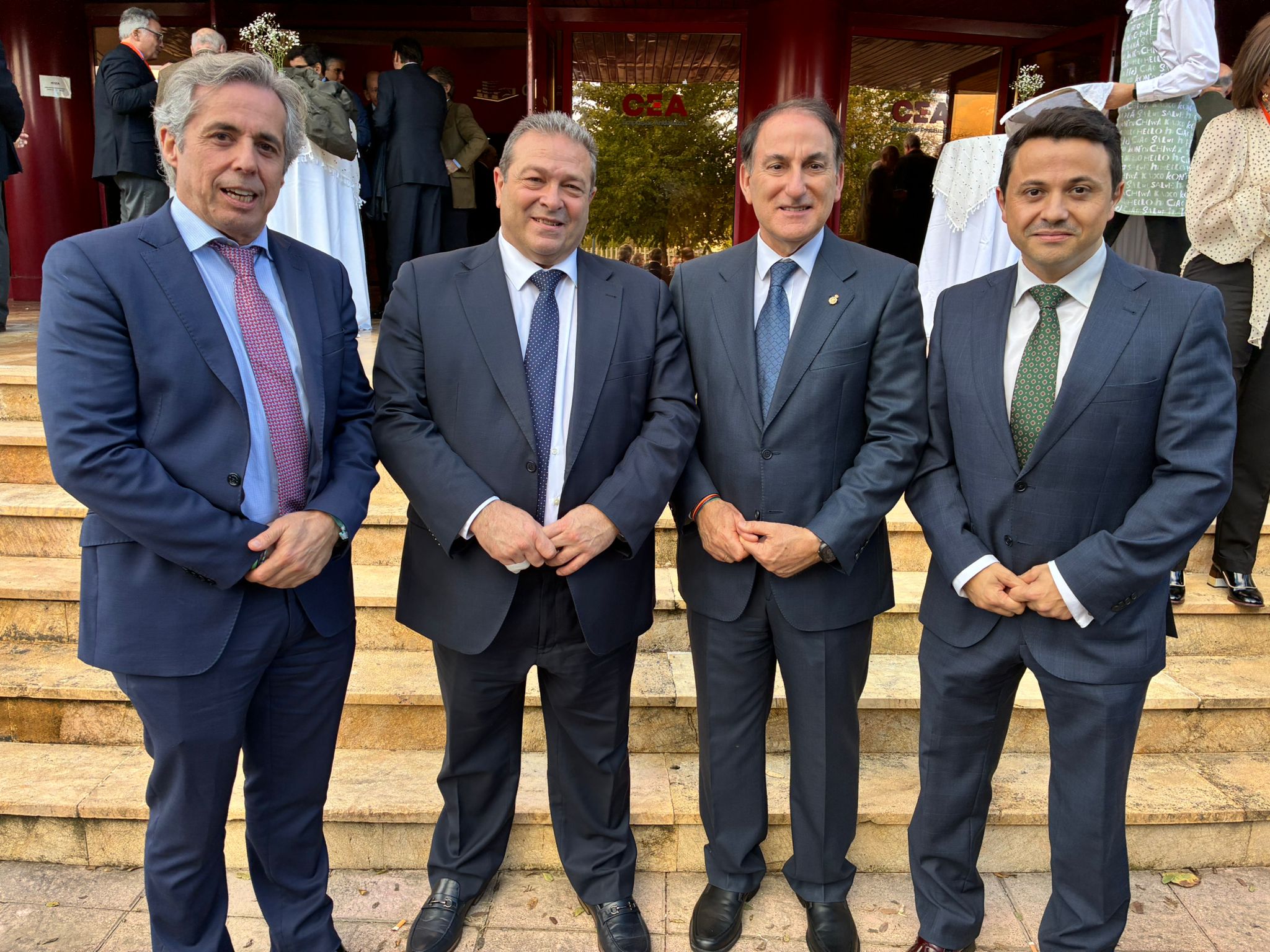 imagen de Garántia presente en la toma de posesión de Javier González de Lara como presidente de la CEA