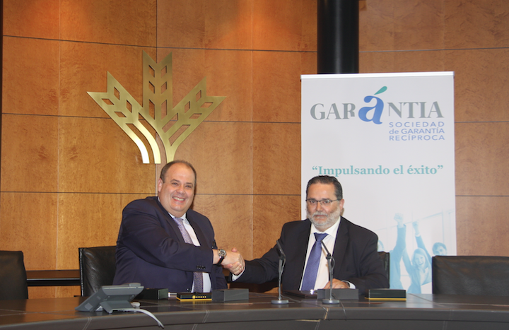Caja Rural Granada y Garántia SGR renuevan su colaboración para facilitar financiación a pymes y autónomos
