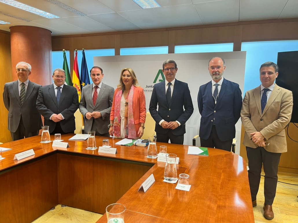 Reunión con la Junta de Andalucía tras la dotación con tres millones de euros del Fondo de Provisiones Técnicas